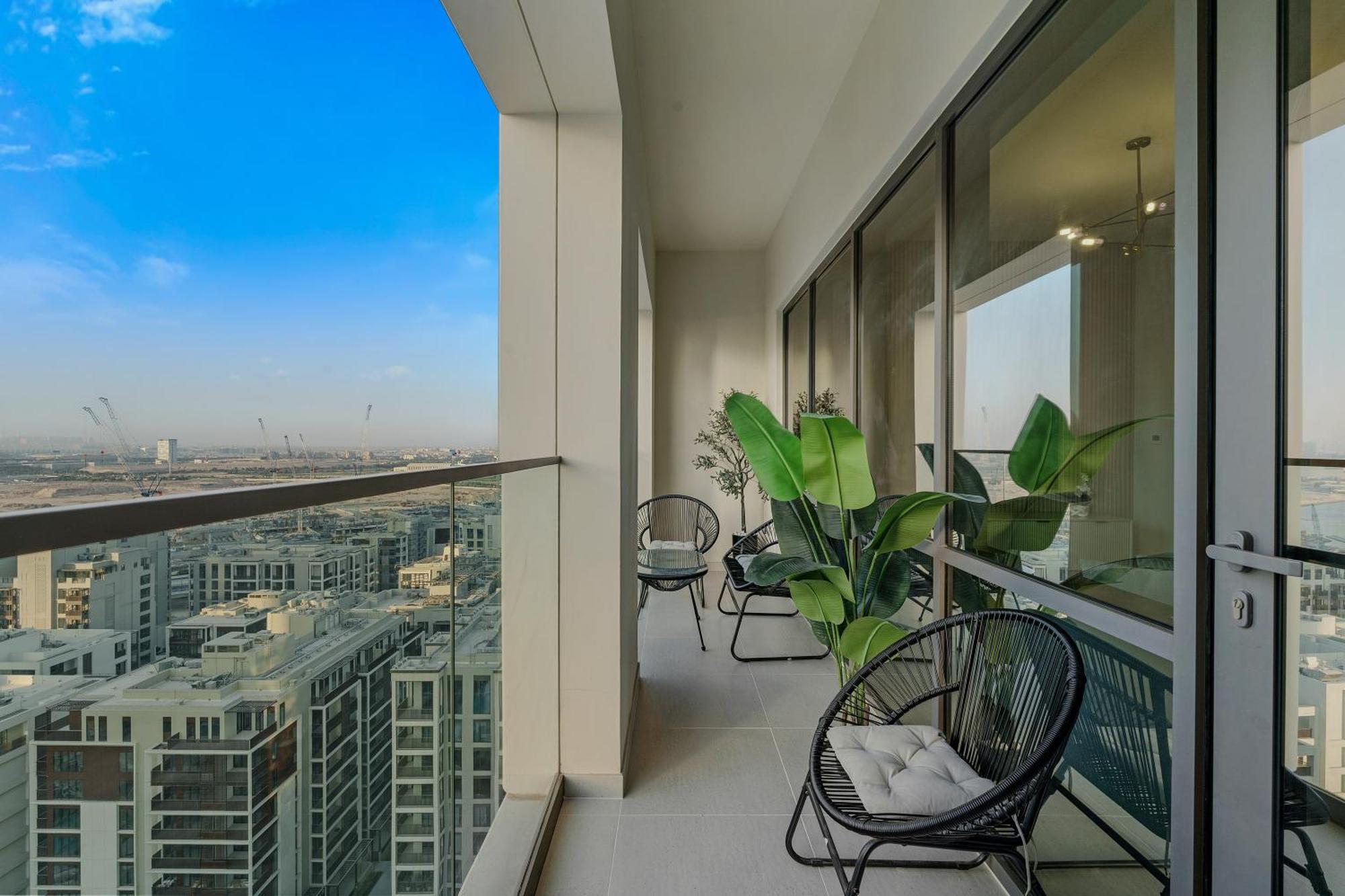 Tranquil & Modern 2br - Vida Creek * Dubai
