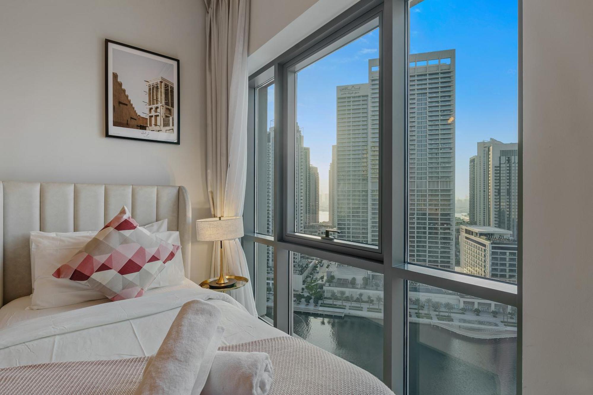 Tranquil & Modern 2br - Vida Creek * Dubai